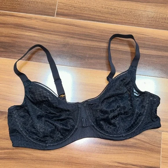 Playtex Intimates Sleepwear 36c Playtex 473 Black Lace Bra